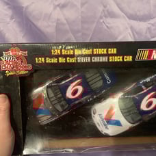 Racing Champions Nascar Special Edition Chrome Stock Car 1:24 Die Cast