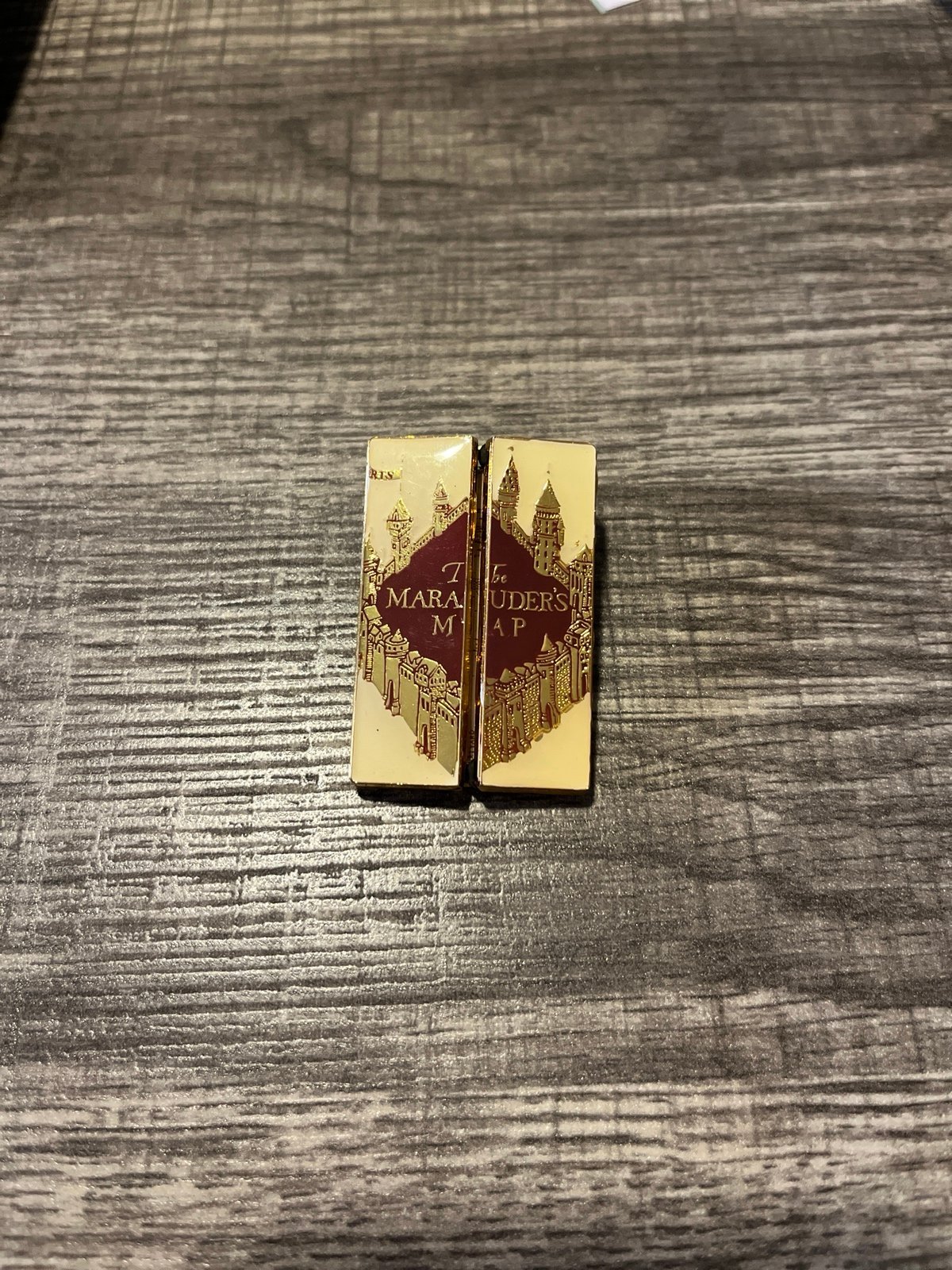 Marauder’s map lenticular pin