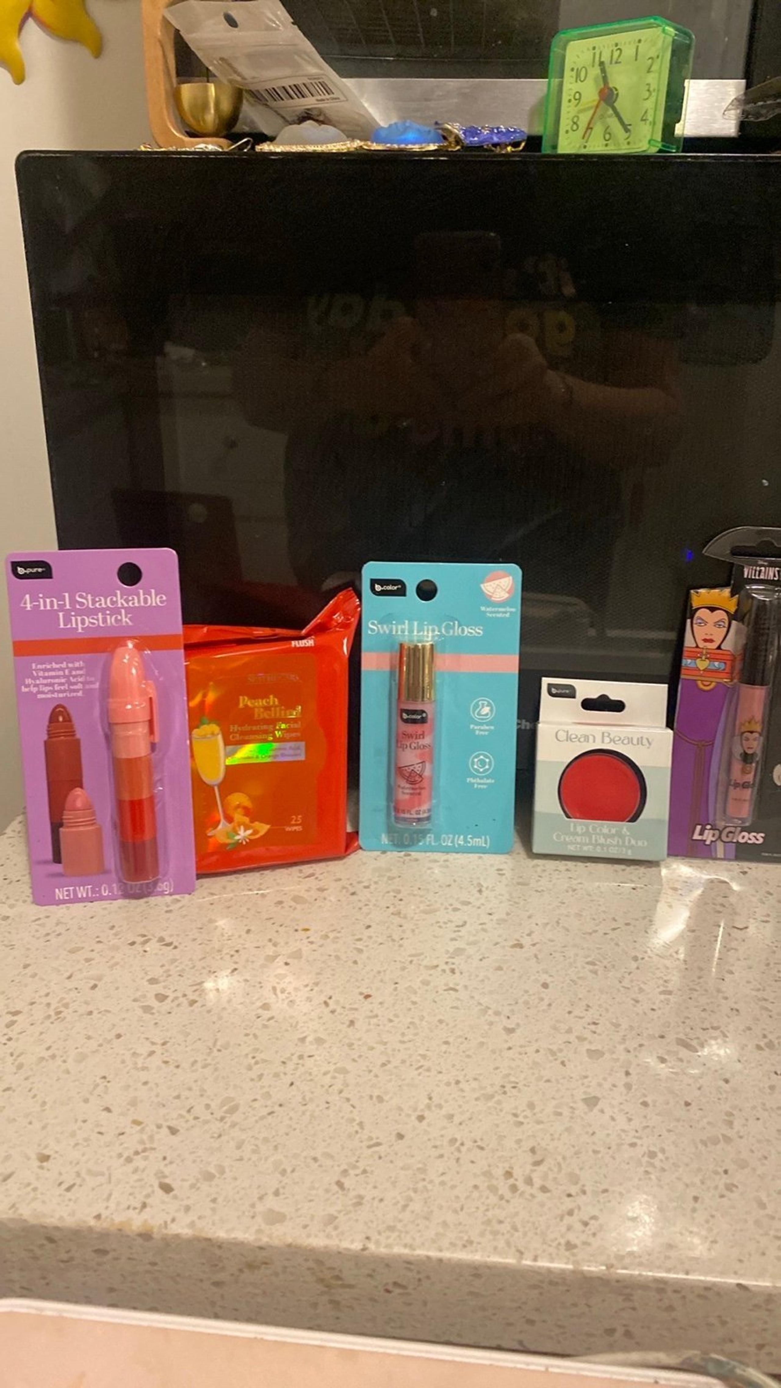 Beauty bundle, five items on now