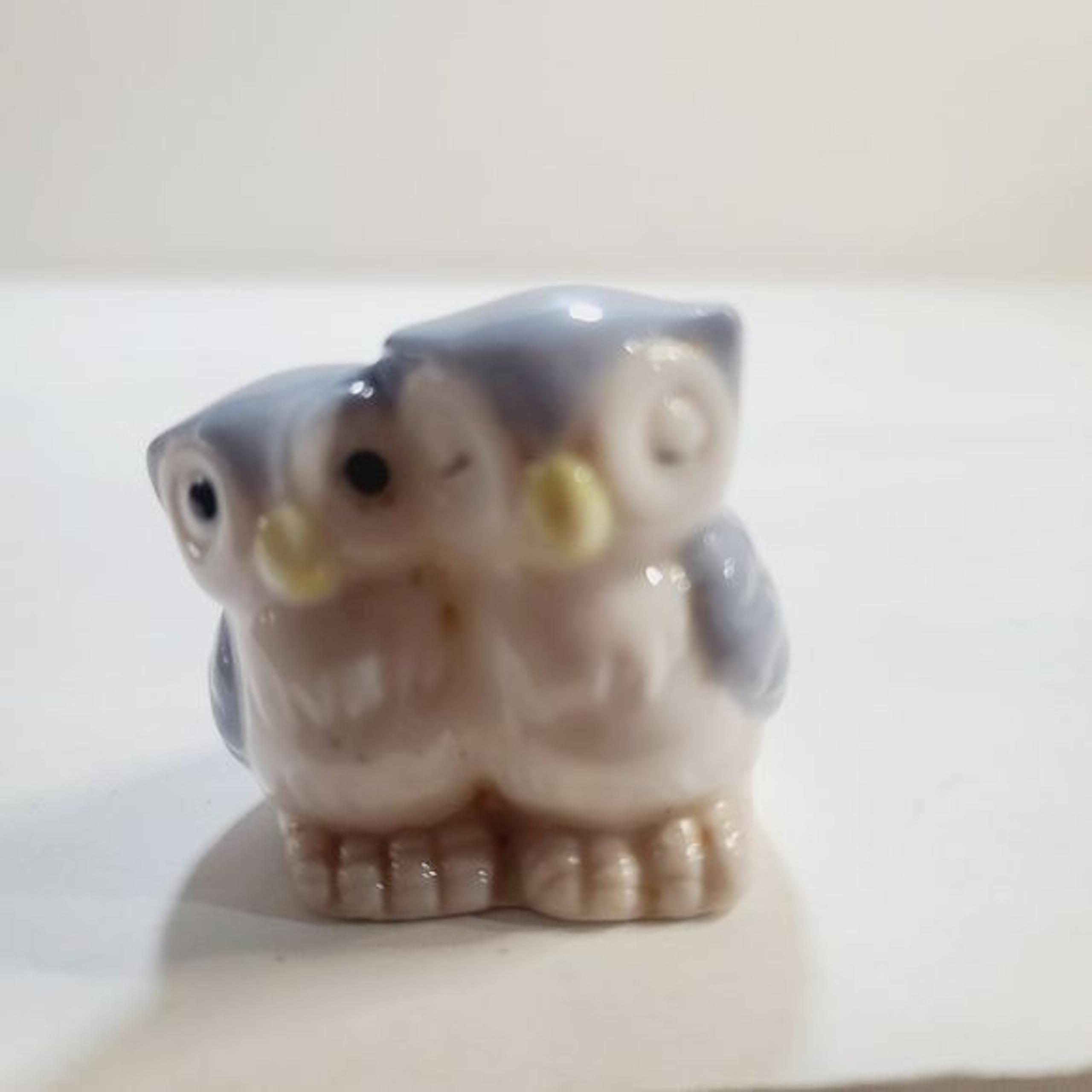 Vintage Kitsch Cuddly Blue Owls Ceramic Figurine Mini Planter