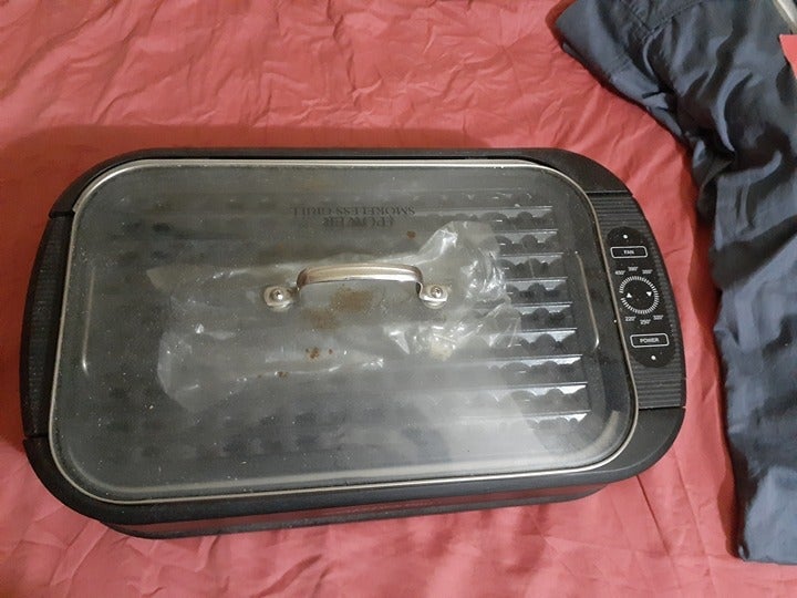 Black Indoor Grill: Brand Name Unknown