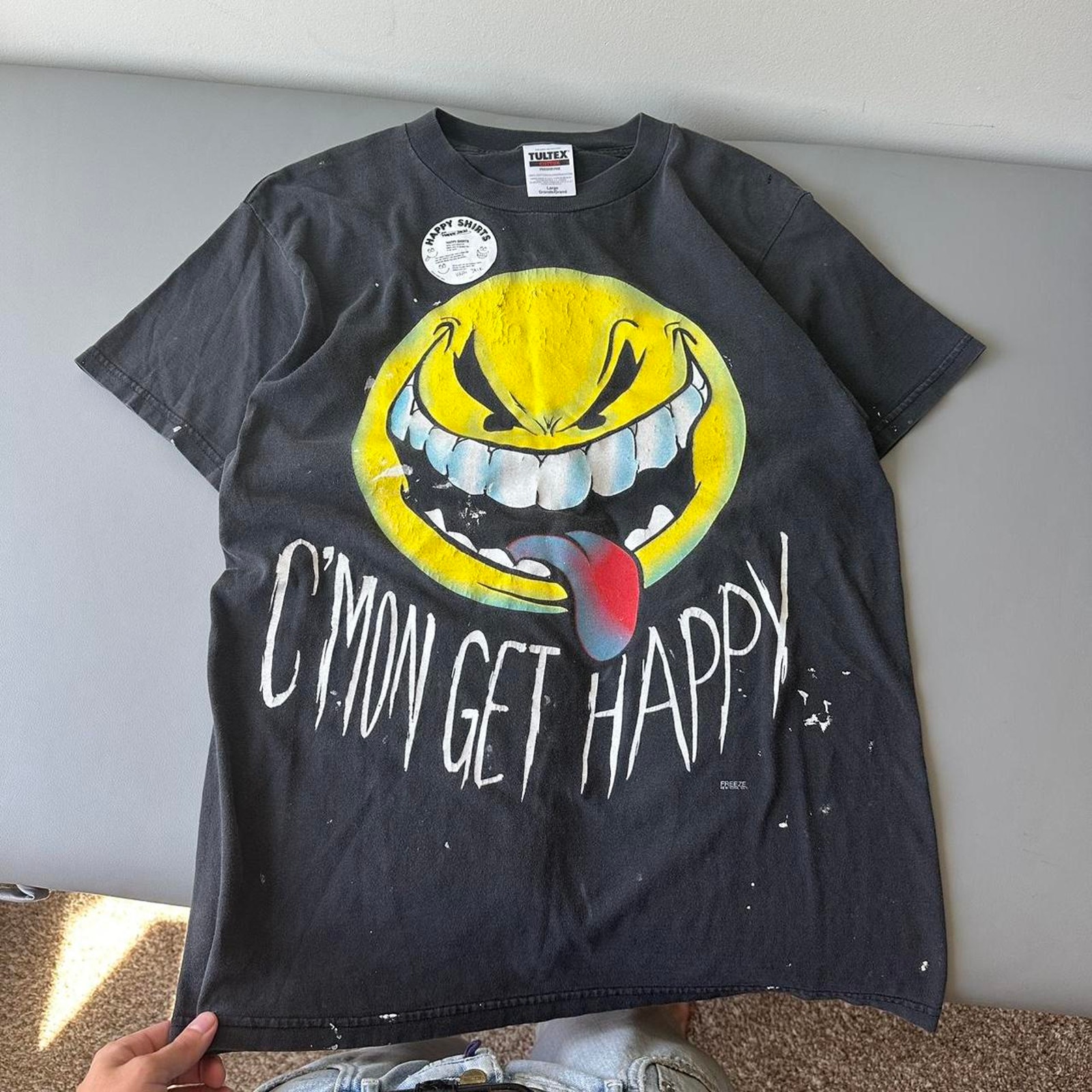 Rare Vintage 90s Happy Smiley Face Graphic Painter Shirt Tee