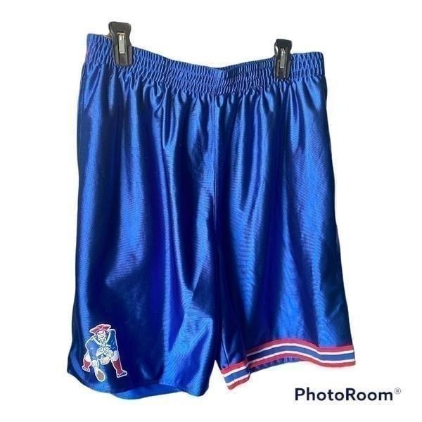 Genuine MITCHELL & NESS New England Patriots Basketball Shorts w Pockets