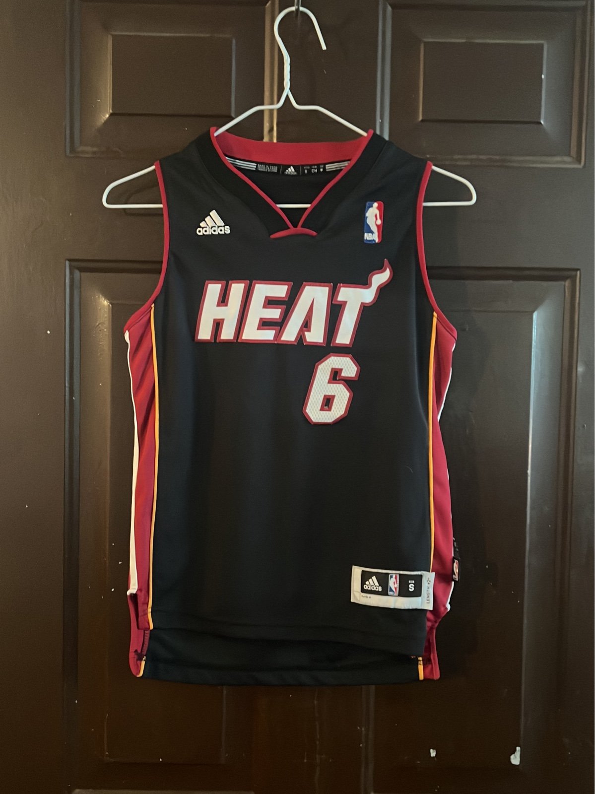 Vtg NBA Adidas Youth Sz S Miami Heat #6 LeVron James Sewn Jersey