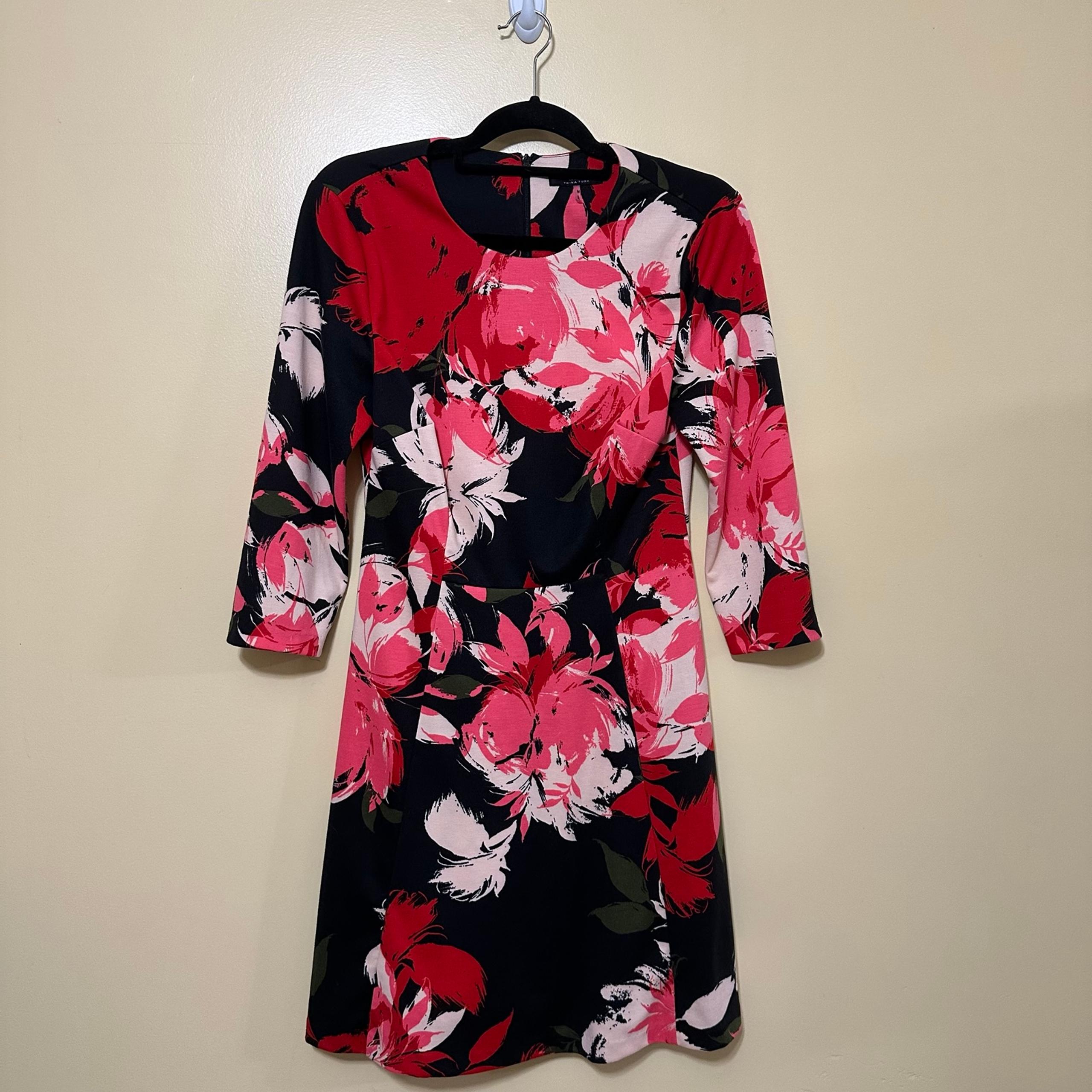 Trina Turk Women’s Medium Red Pink Floral 3/4 Sleeve Knee Length A Line Dress