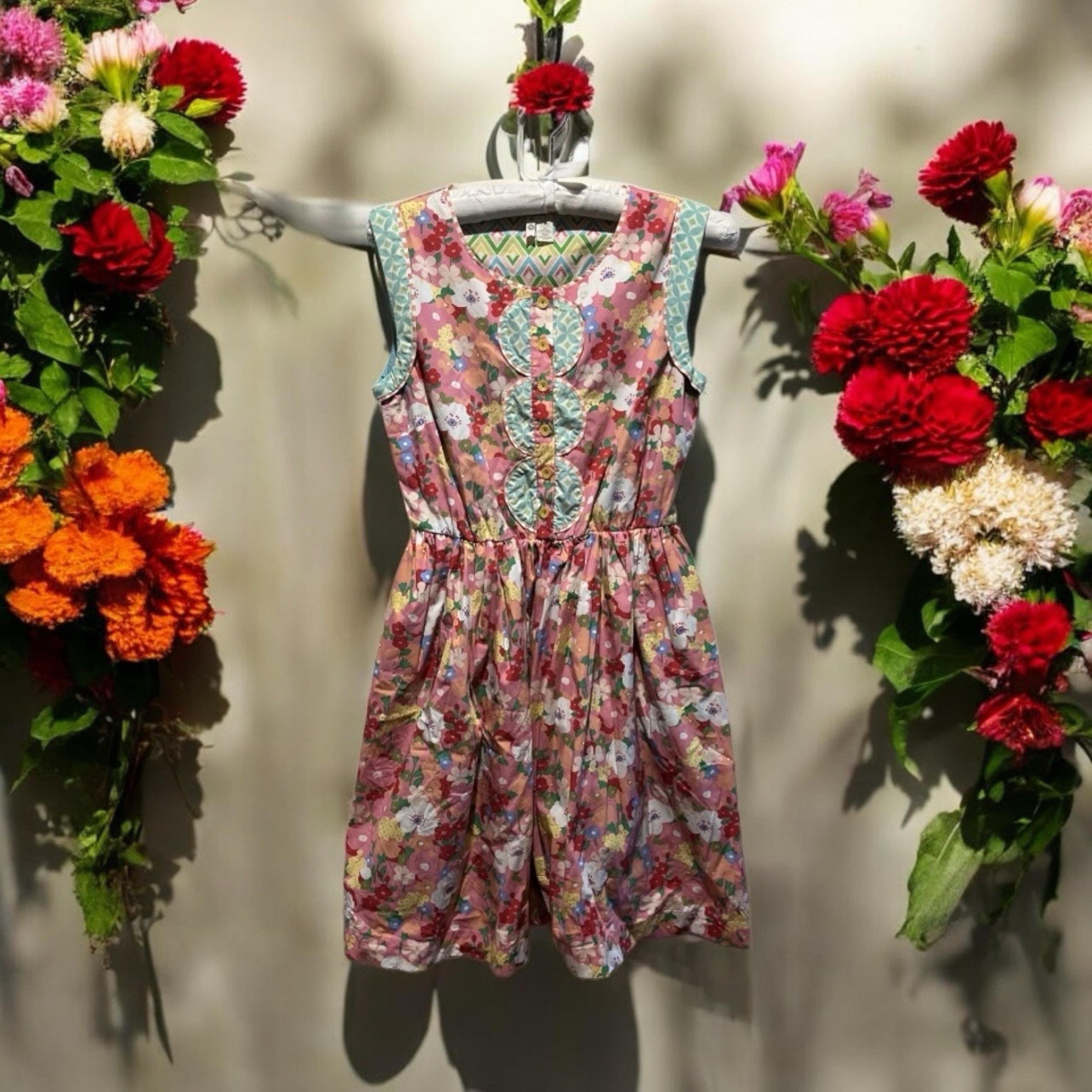 Matilda Jane Size M Knee Length Dress Floral Sleeveless Cottagecore Colorful EUC