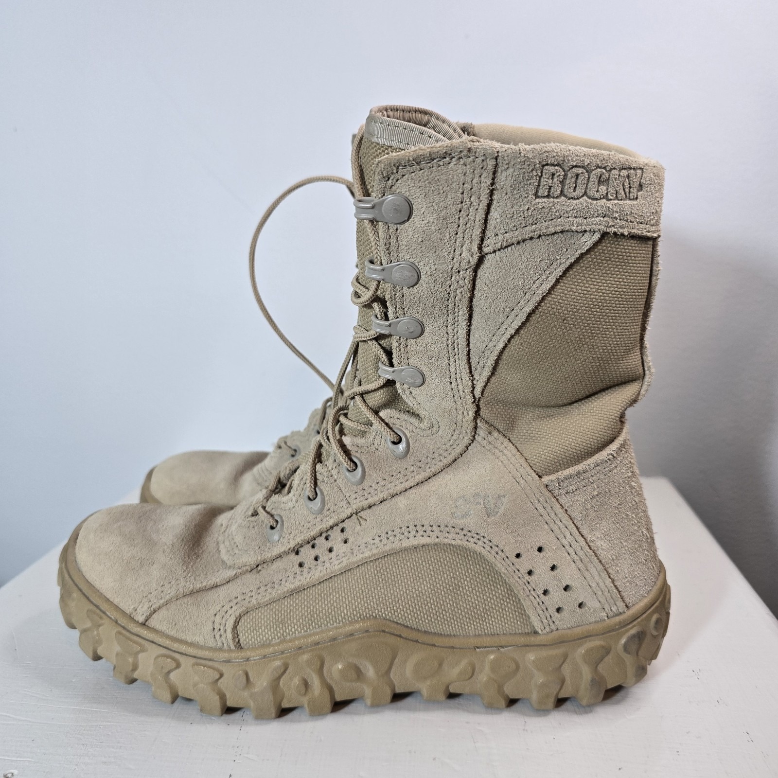 ROCKY S2V TACTICAL MILITARY BOOTS FQ0000101 Mens Size 8.5 EUC