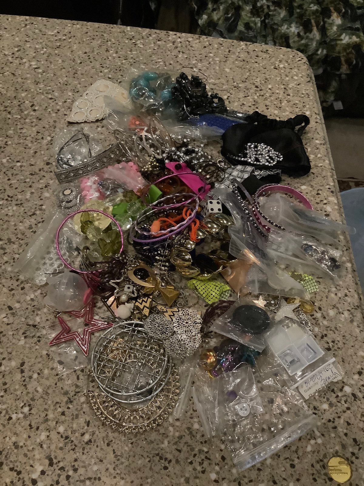 Over 1 lb pound of good to fair crafters jewelry lot