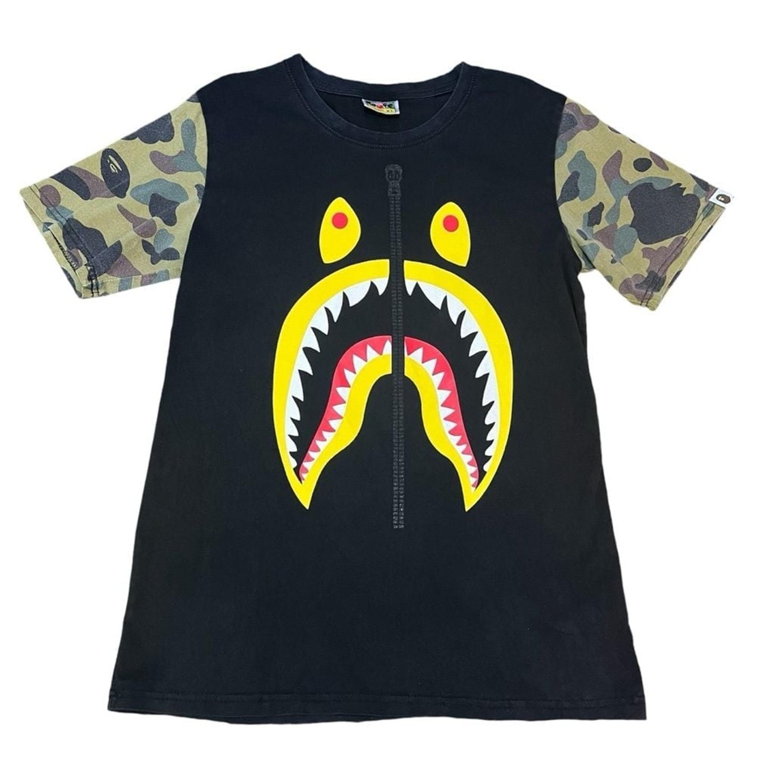 Bape T-Shirt Unisex Camo/Face And Letters In The Back Size XL