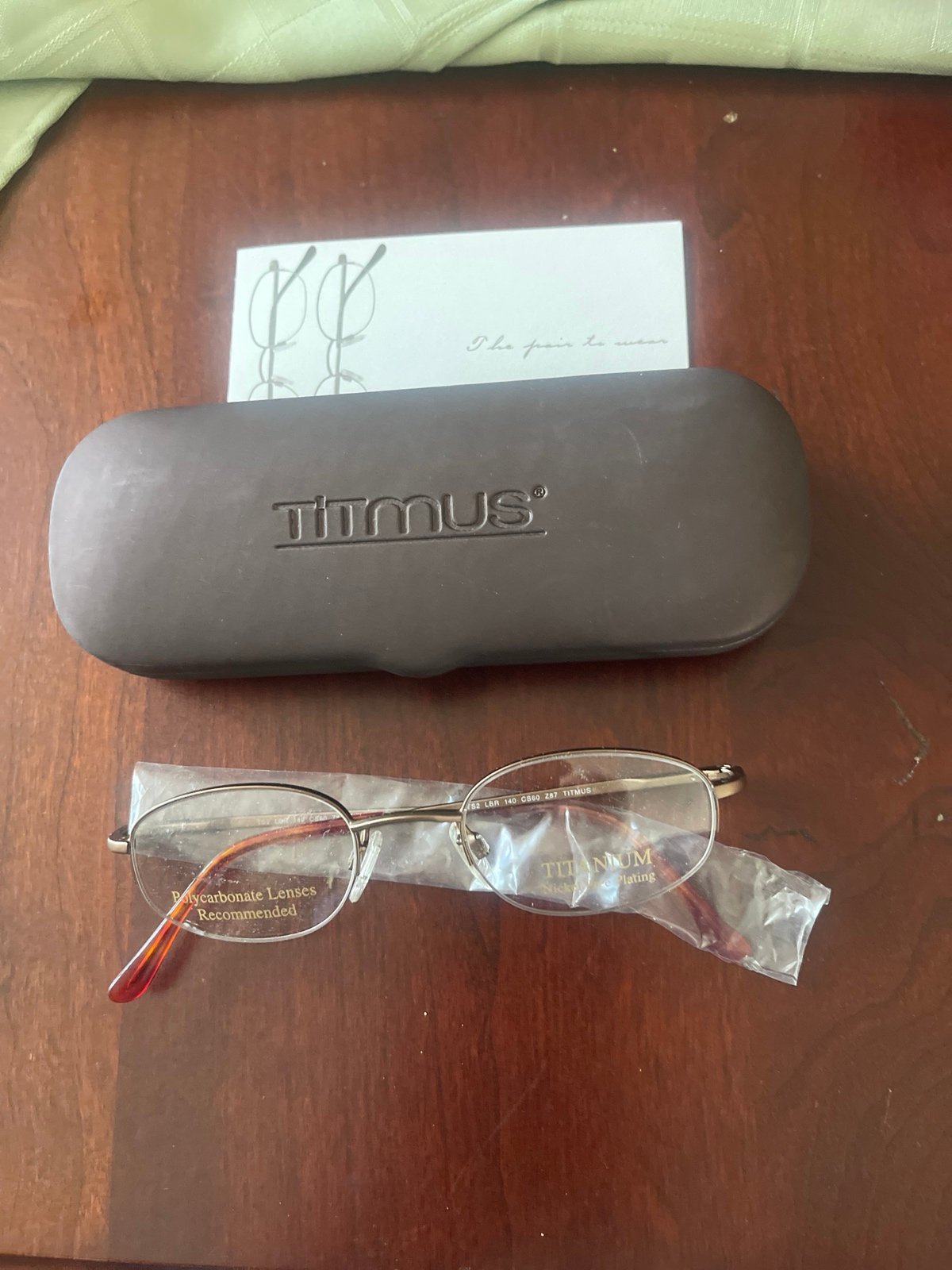 TITANIUM NICKEL FREE PLATING , POLYCARBONATE LENSES RARE VERY COOL GLASES