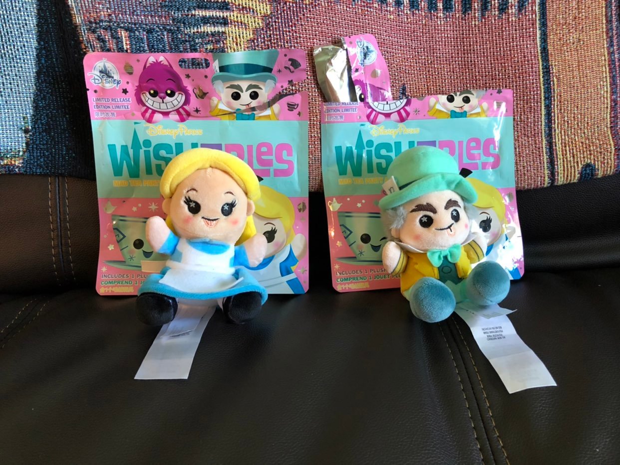Disney Wishables Alice & Mad Hatter