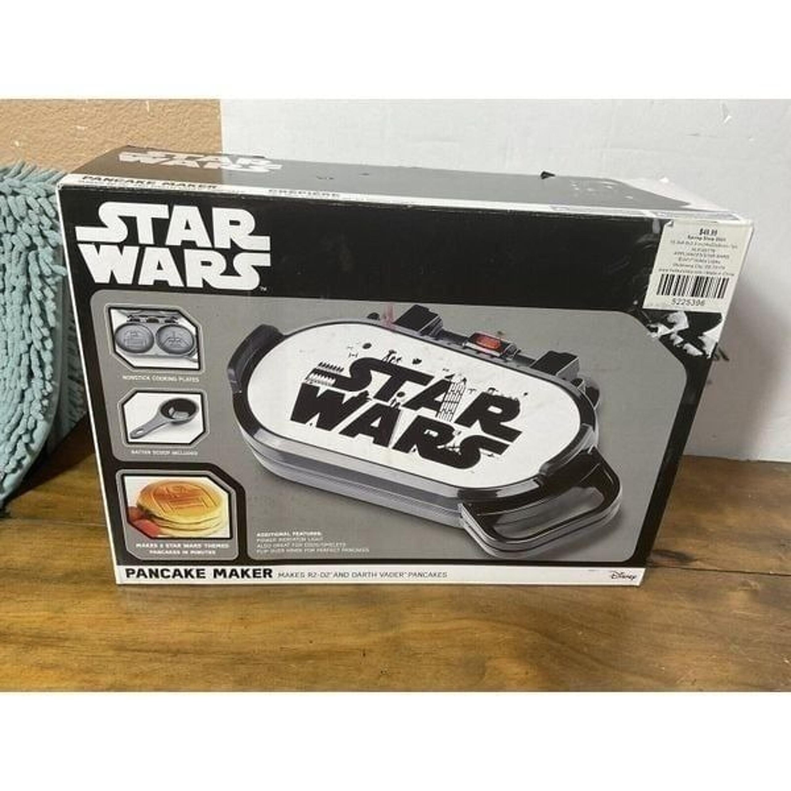 Disney Star Wars R2-D2 & Darth Vader Electronic Kitchen Pancake Waffle Maker New