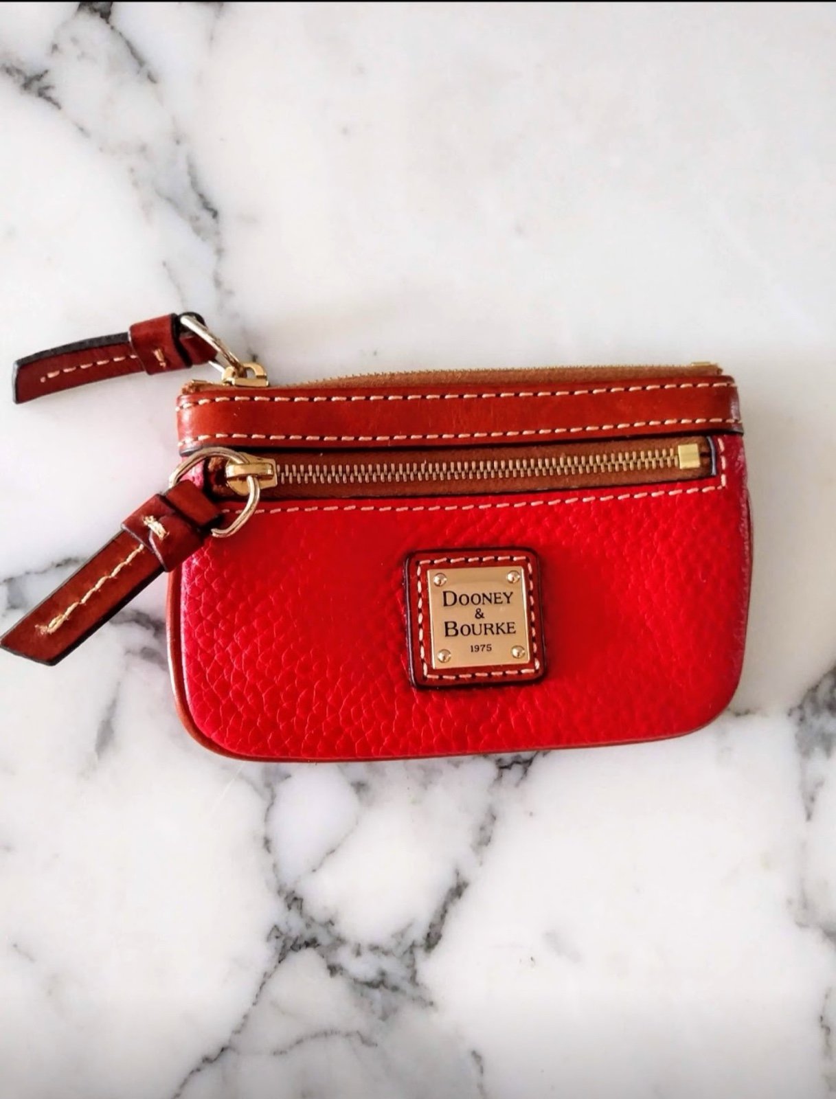 ✨ NWOT DOONEY & BOURKE RED PEBBLE GRAIN LEATHER COIN PURSE ✨