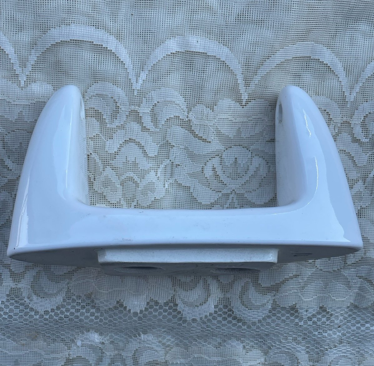 Vintage American Mid Century Modern Pure White Roll Toilet Paper Holder Tile In