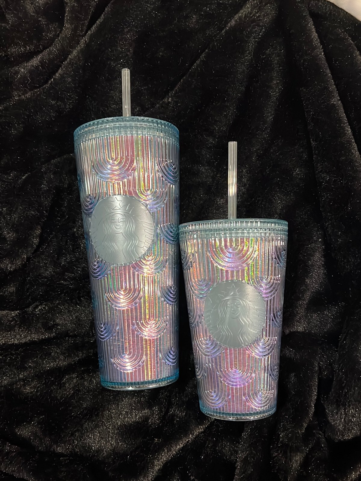 Starbucks Venti mermaid iridescent scale tumbler set