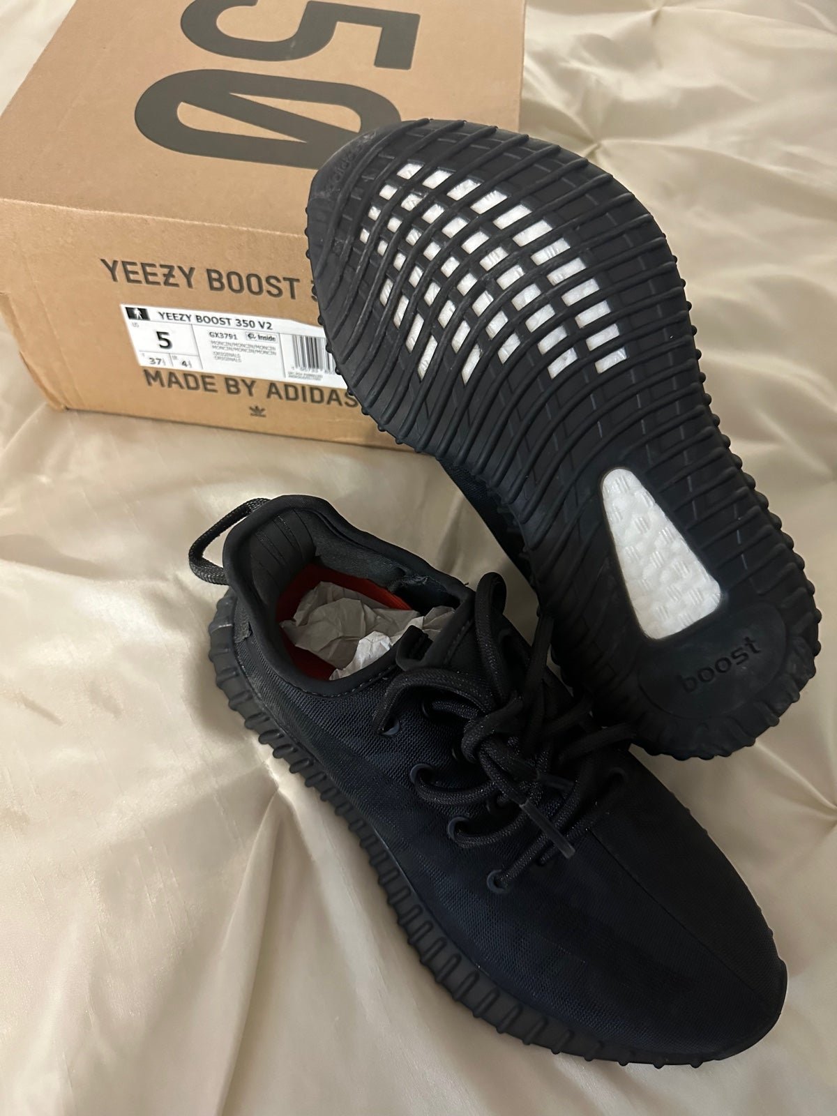 Adidas Yeezy Boost 350 V2