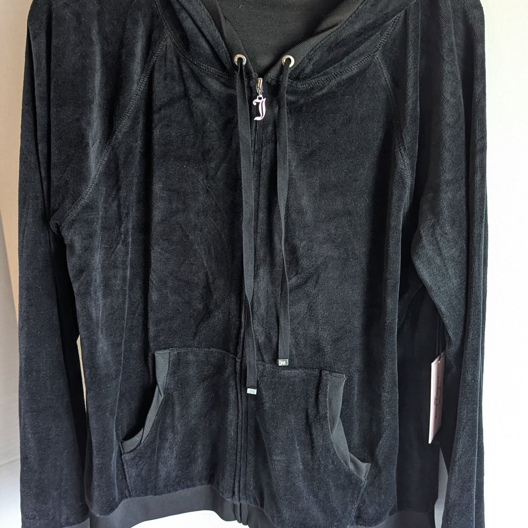 New with tags Juicy Couture Long Sleeve Black Velvet Zip Hooded Jacket Size Xl