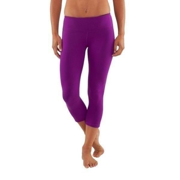 Lululemon Wunder Under Crop Reversible Leggings Tender Violet / Black Size 10