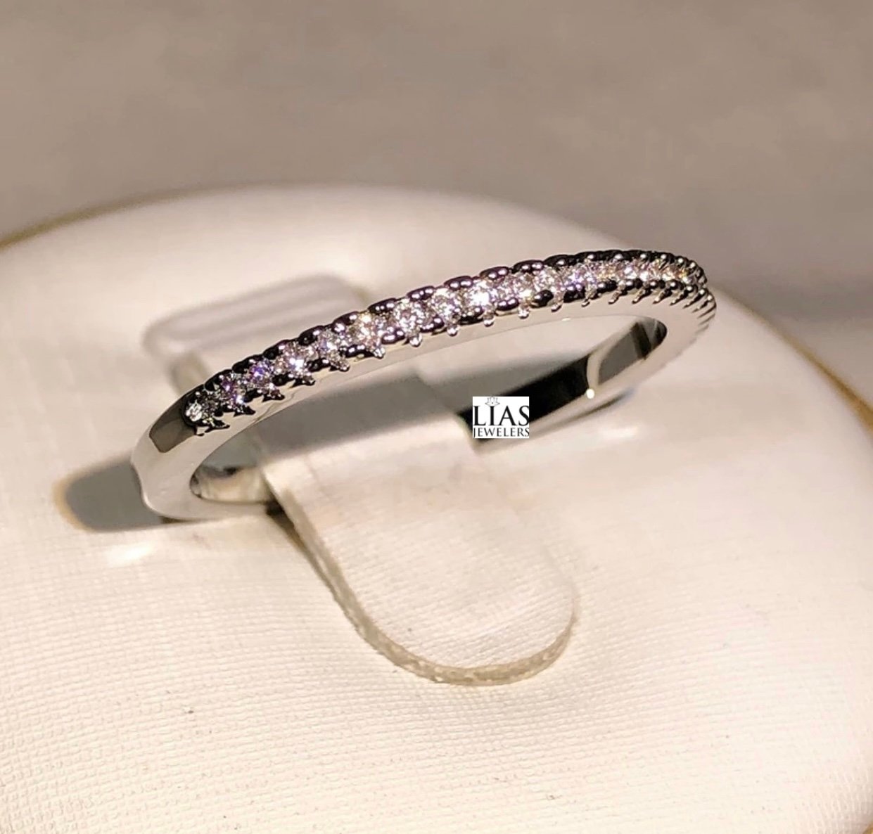 New 18k white gold band wedding band