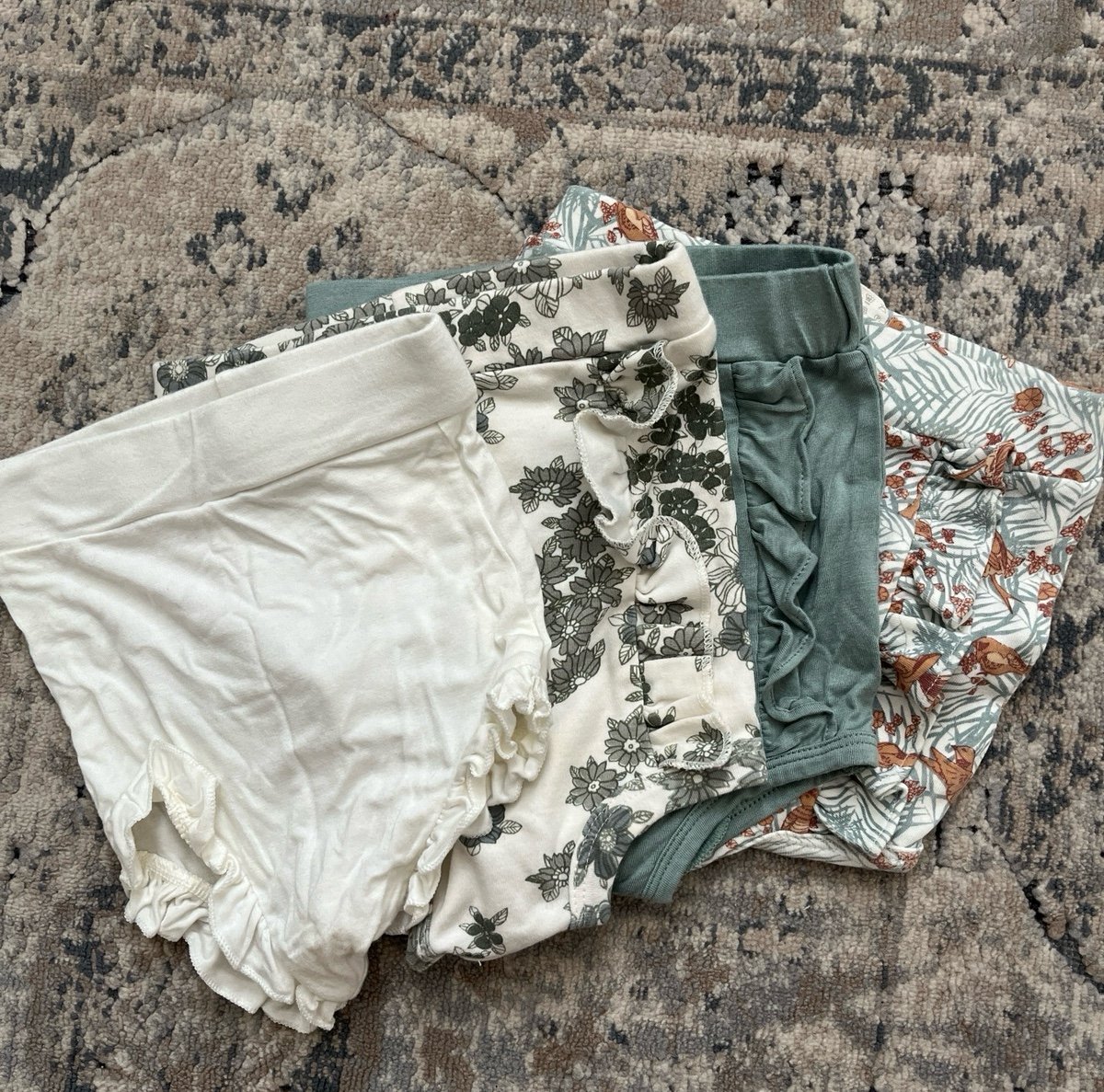Kate Quinn and Spearmint Love Bloomers 12-18m and 18-24m