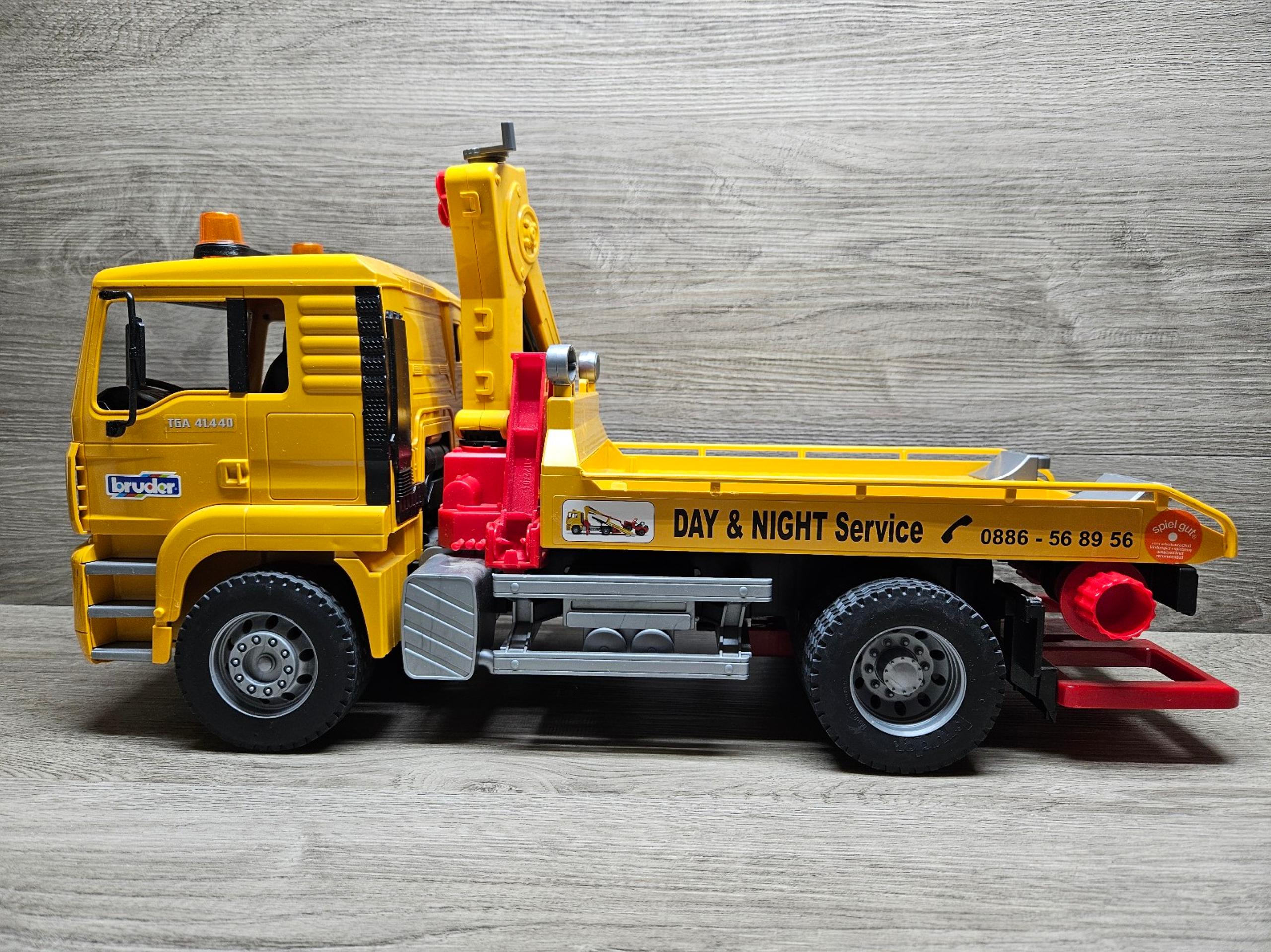 Bruder Day & Night Service Wrecker Tow Truck Yellow Made in Germany Pre-loved