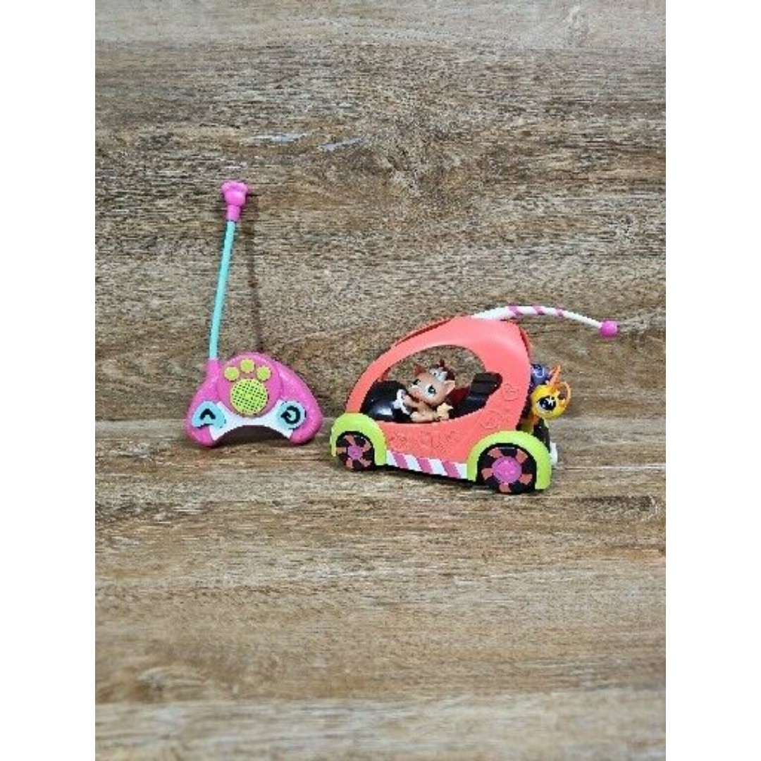 LPS Littlest Pet Shop Speedy Car Bundle 4 Pets