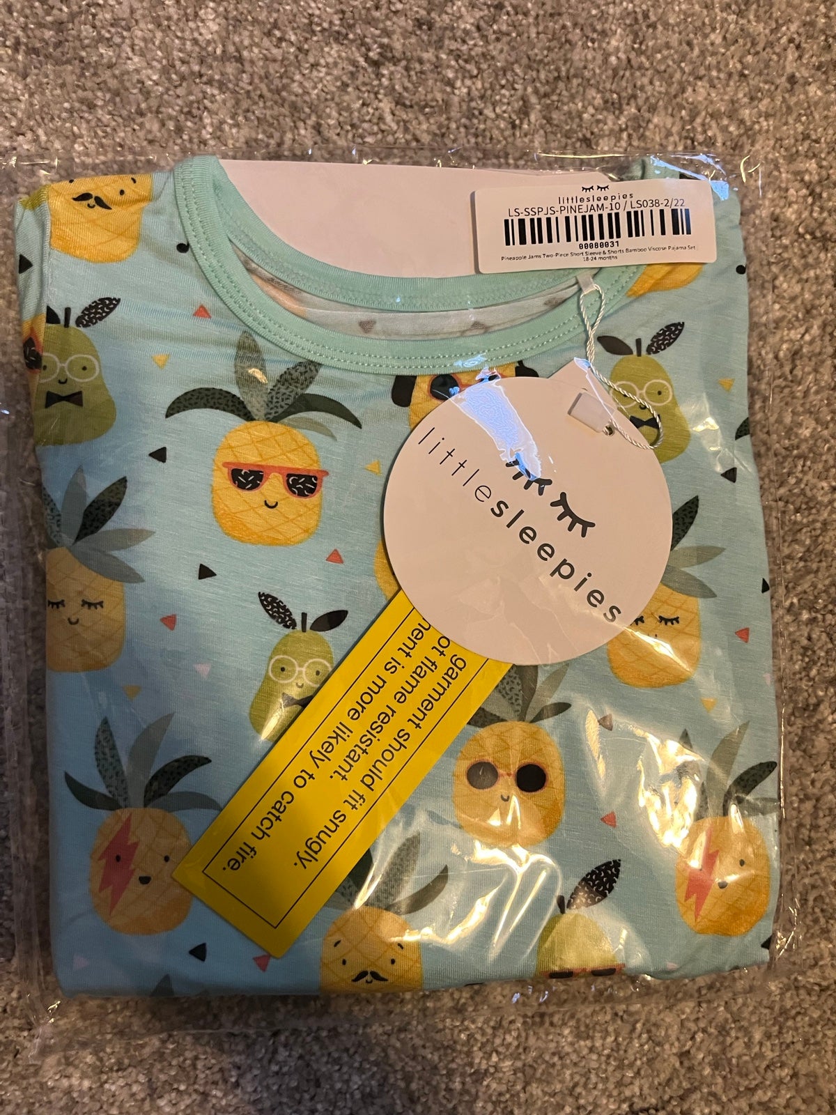 Little Sleepies pienapple jams in 18-24