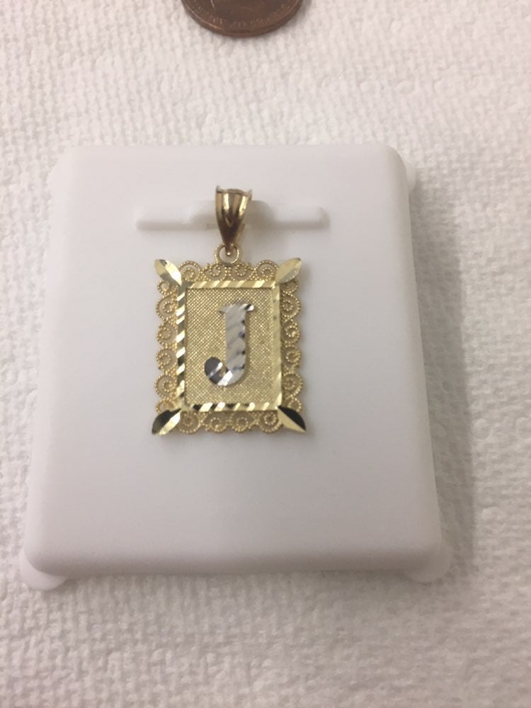10k gold pendant