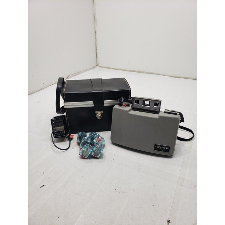 Vintage Polaroid Countdown 70 Land Camera With High Power Flash And Case