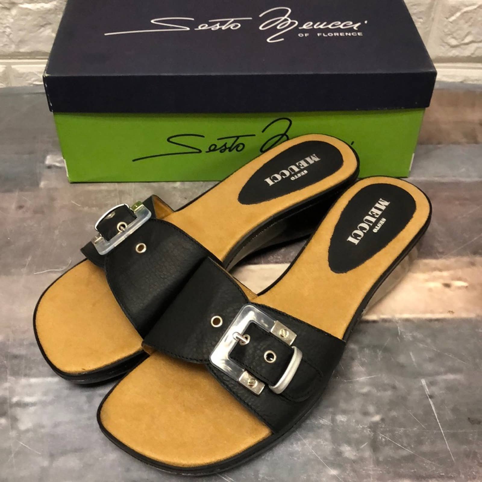 Sesto Meucci black Sachi maxi calf size 11 sandals bubble bottoms made in Italy