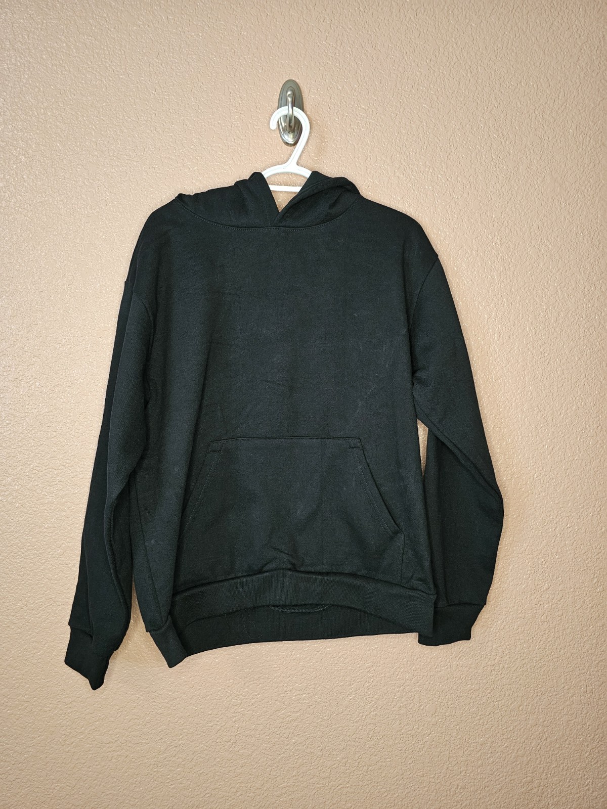 NWOT* Women's Size Large All Black Pullover Hoodie - Quality