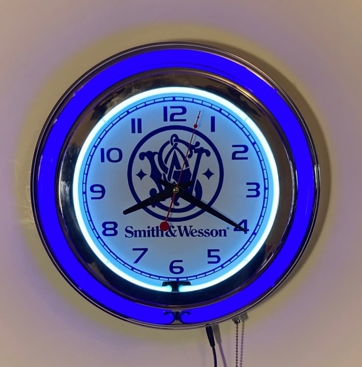 Smith & Wesson logo double ring neon clock