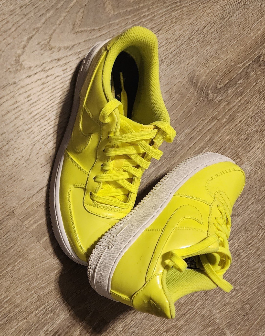 Nike Air Force LV8 UV