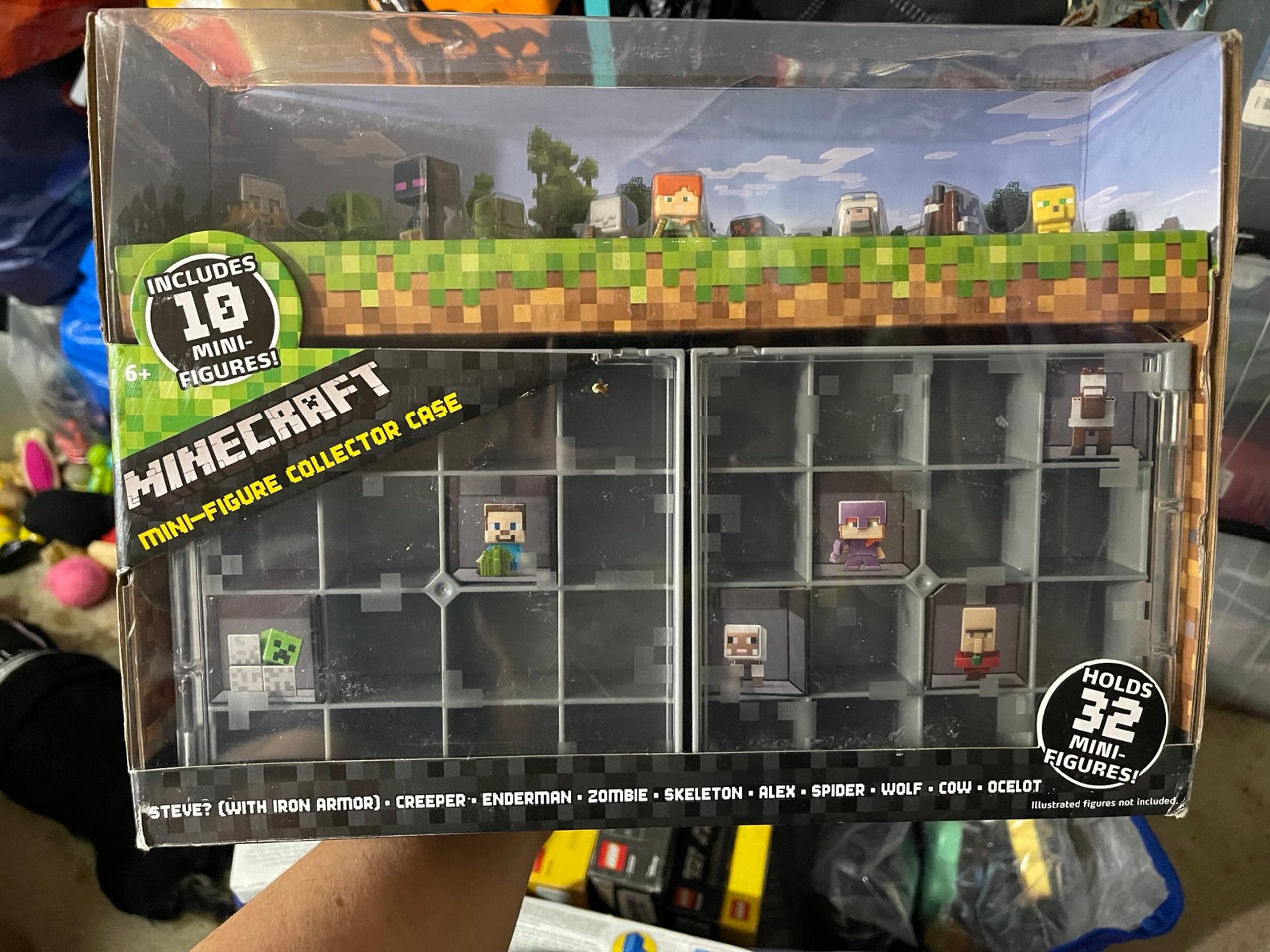 NEW Minecraft Mini Figure Collector Case Display Cube Box Holds 32 Mini Figures