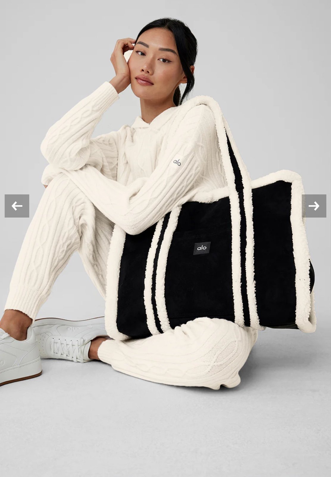 ♡Alo Yoga♡ダーリン セーター パファー Darling Sweater Puffer - Black | Alo Yoga