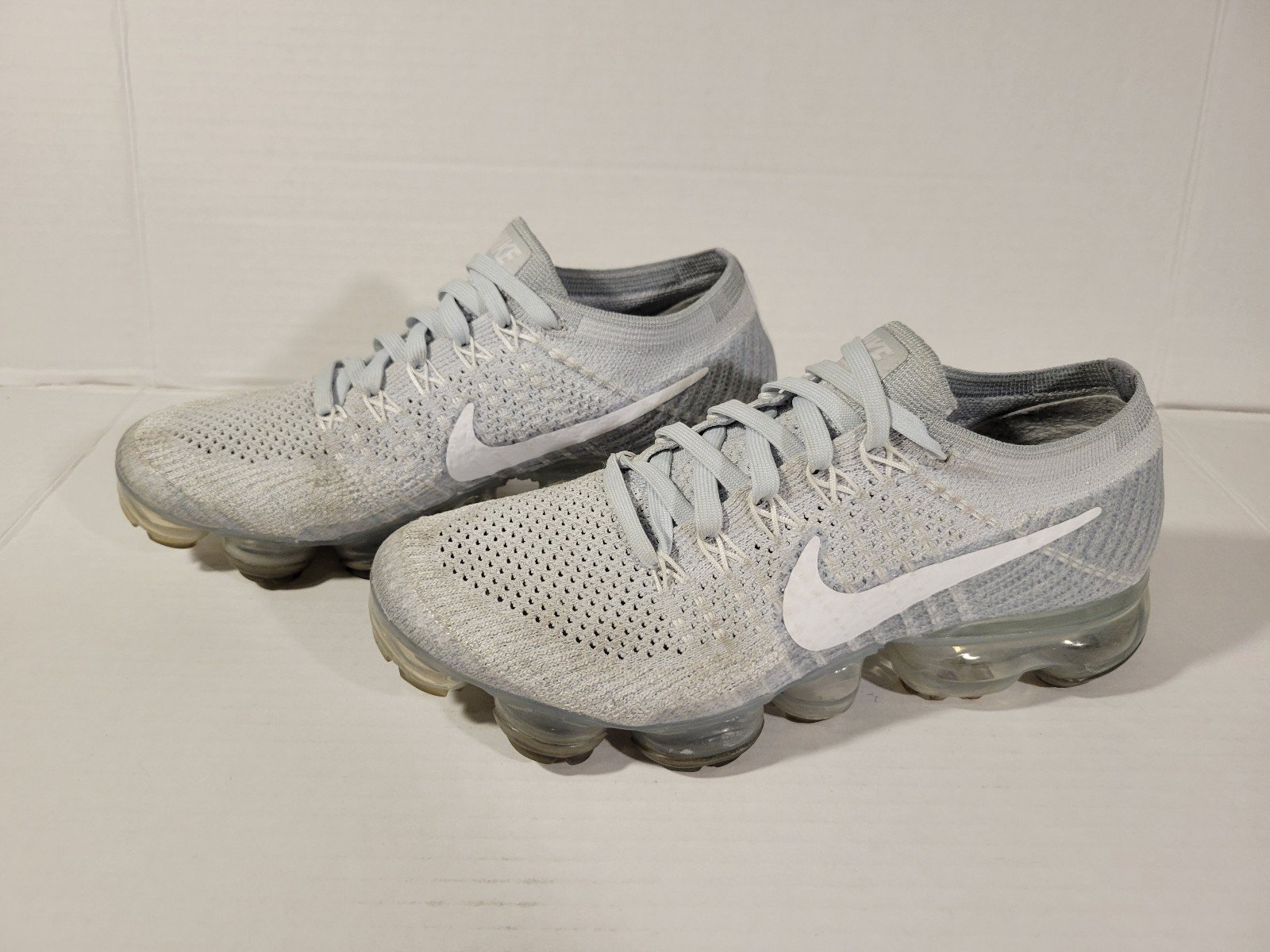Nike Air VaporMax Pure Platinum Flyknit 2017 - 849557-004 Womens 6.5.