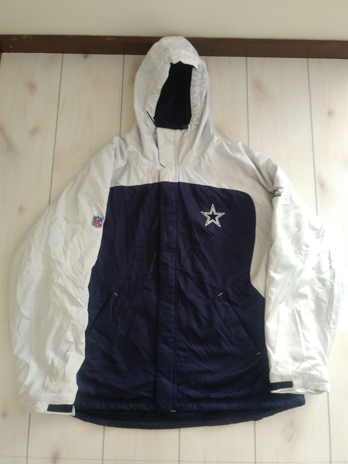 Reebok Dallas Cowboys Team Hooded Coat