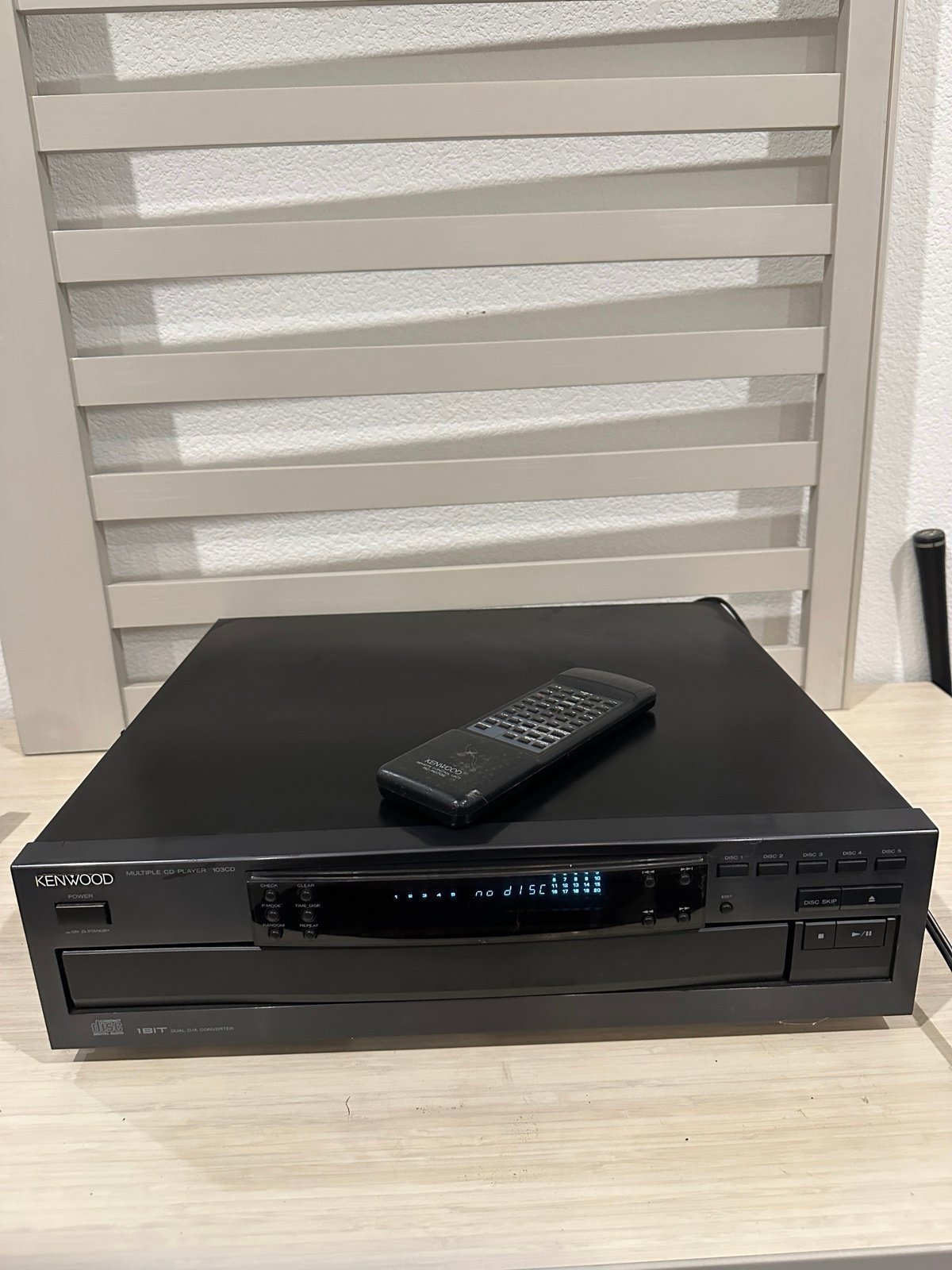 Kenwood 103CD 5 Disc CD Player 1 Bit Duel D/A Converter