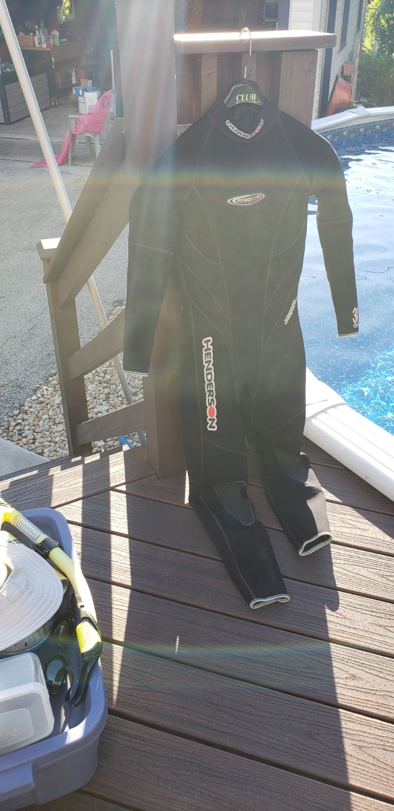 Ladies 3mm Henderson wetsuit