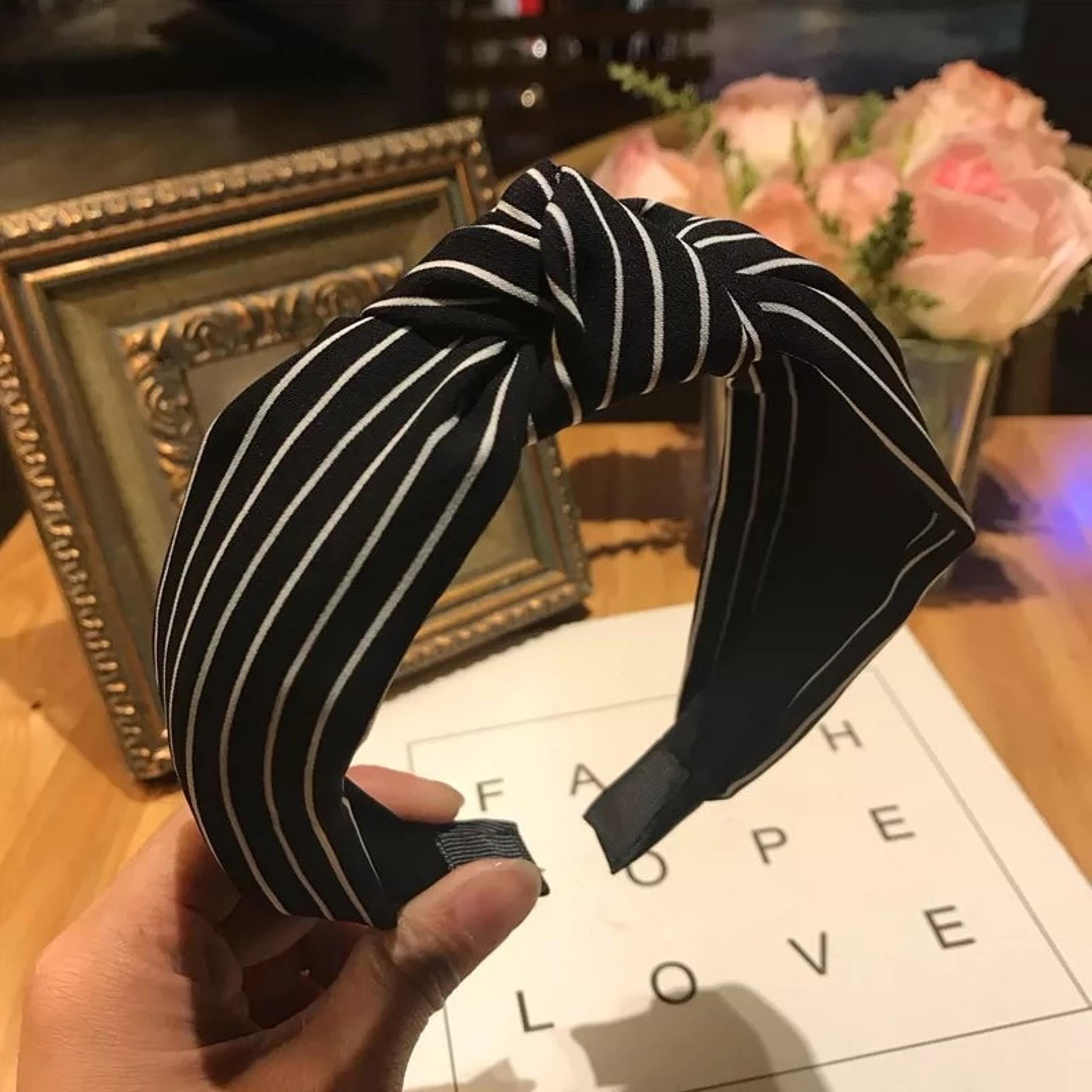 New black White Striped Knotted Headband for Women