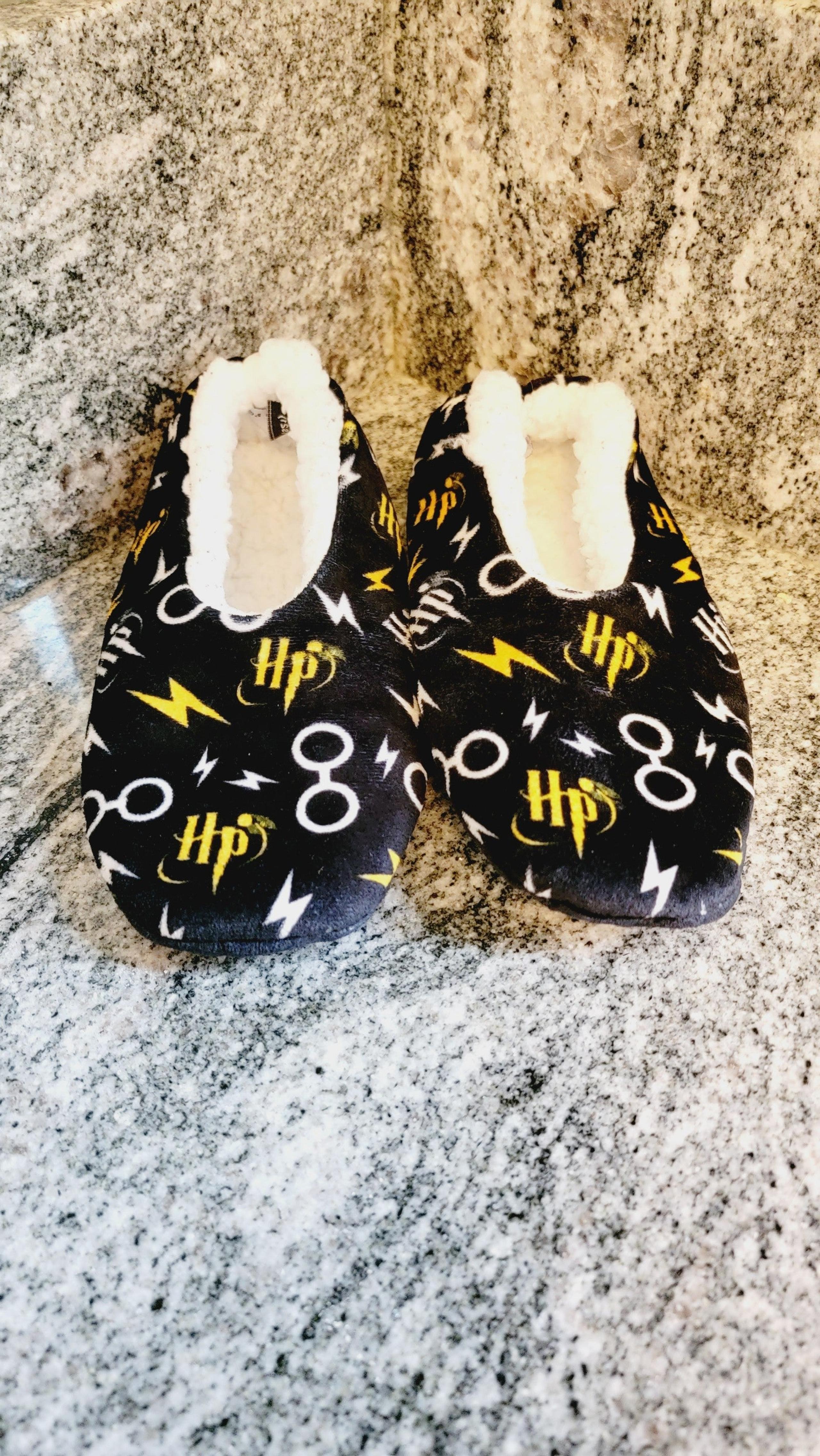Harry Potter womens slippers size 4-7