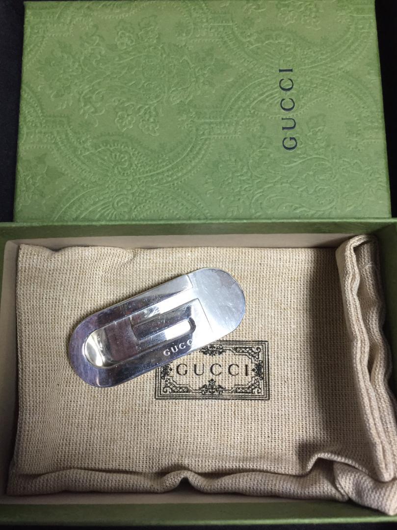 Super rare, excellent condition, GUCCI logo, G motif money clip, ag925.