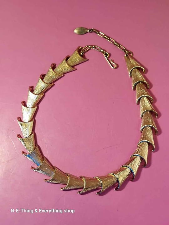 Vintage 1950s Golden Cone Choker Necklace