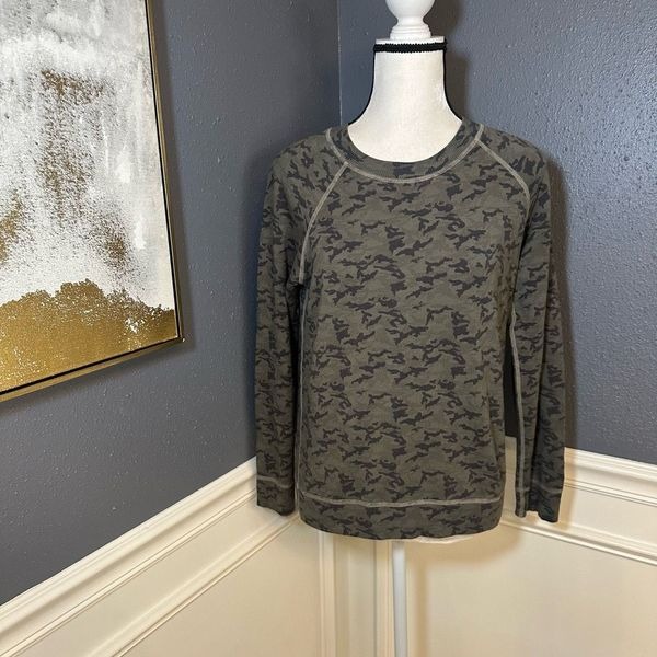 Monrow Crew Neck Pullover Sweatshirt