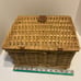 Large Classic Style Picnic Basket!
