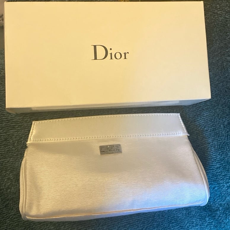 Dior make up pouch