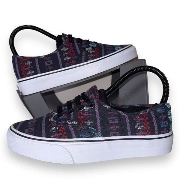 Vans Authentic Guate Stripe Blanket Print Skate Shoes Multicolor Women's 6.5