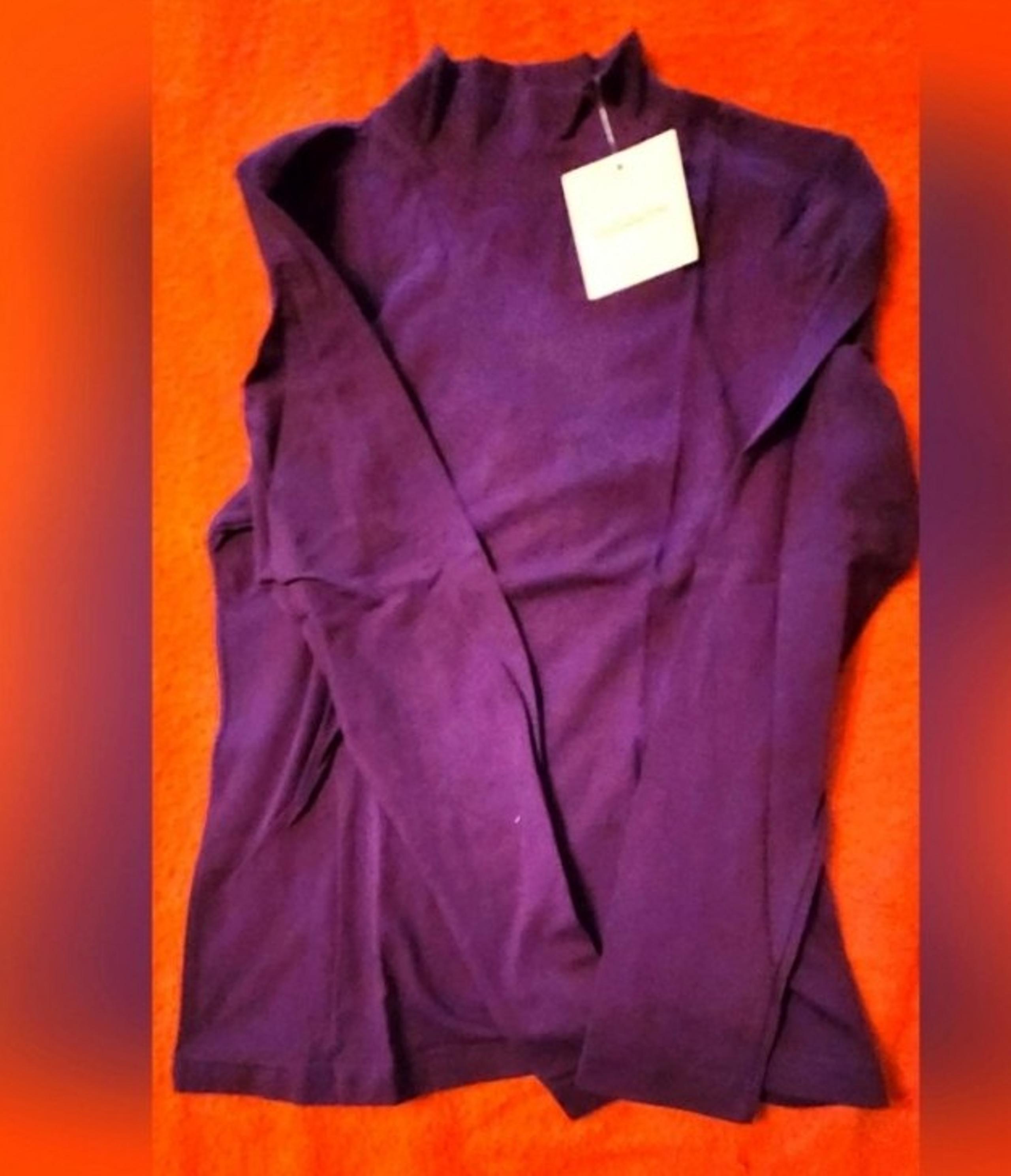 Ladies size small Croft and Barrow purple mock turtleneck nwt