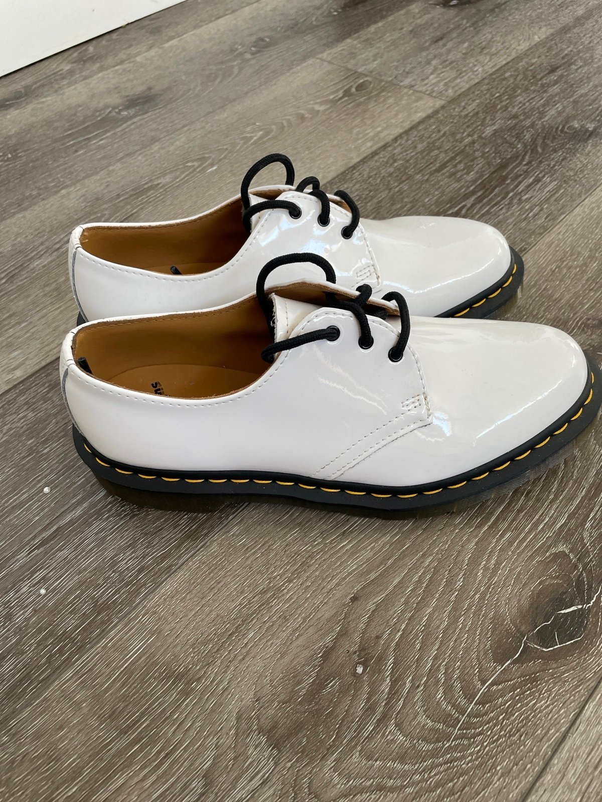 Dr Martens Oxford shoes