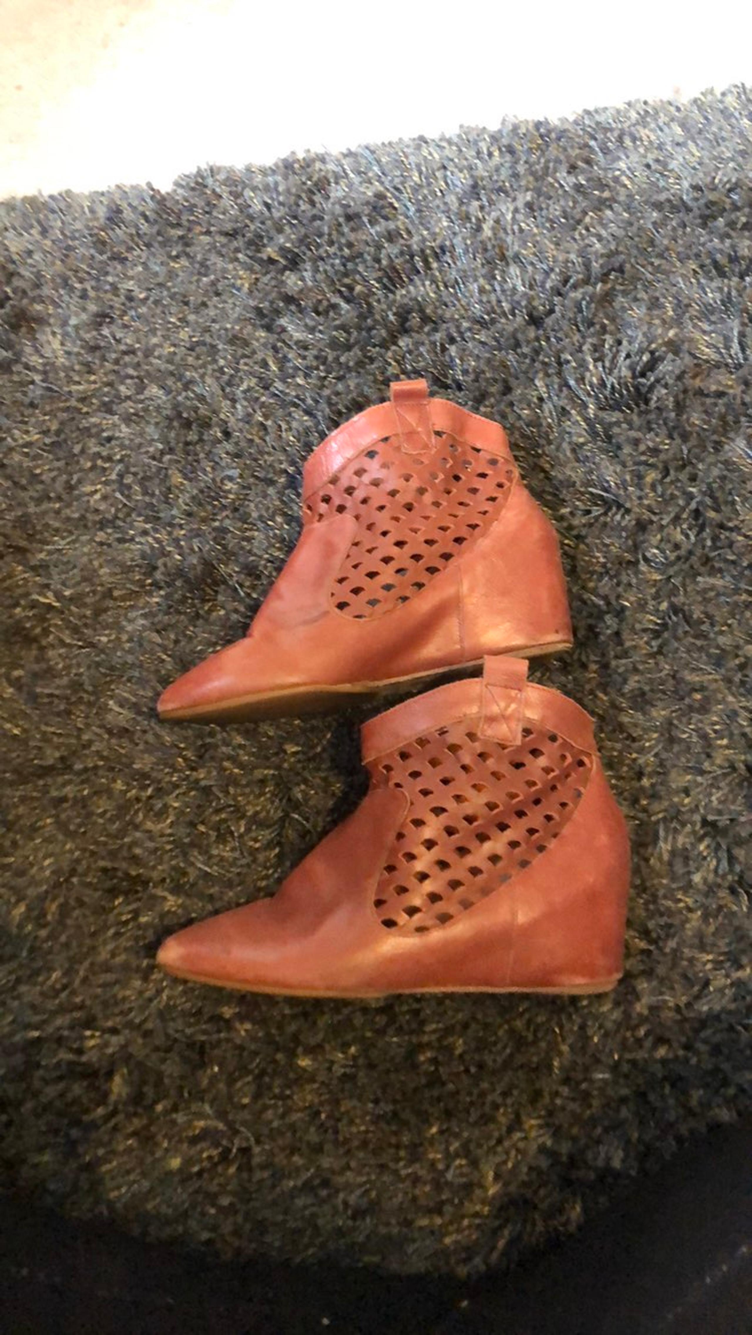 80%20 hidden wedge ankle boots